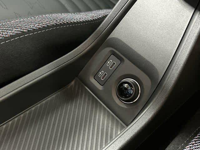 Thumbnail: 2026 MINI Cooper Hardtop - 21