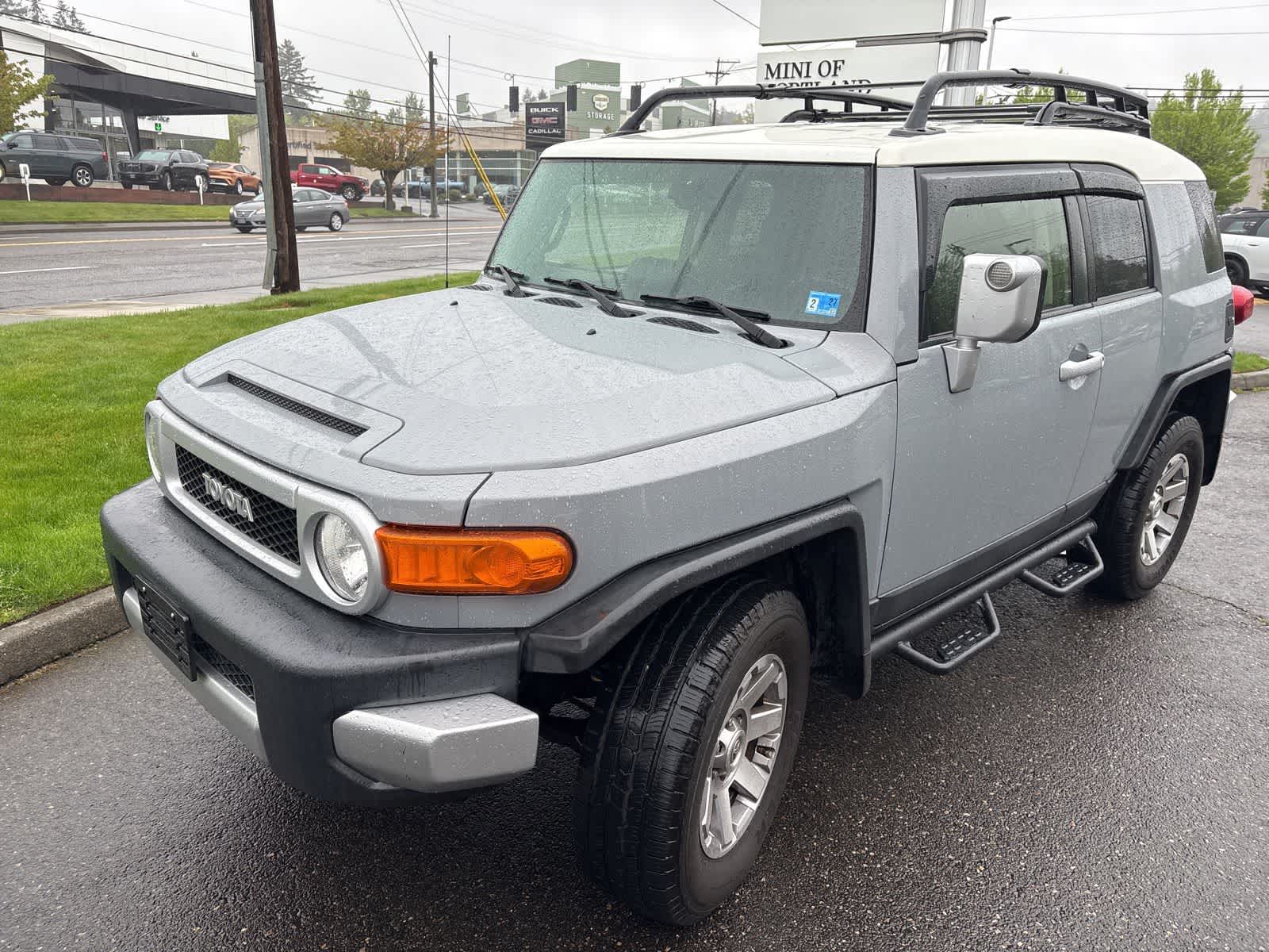 Thumbnail: 2014 Toyota FJ Cruiser - 2