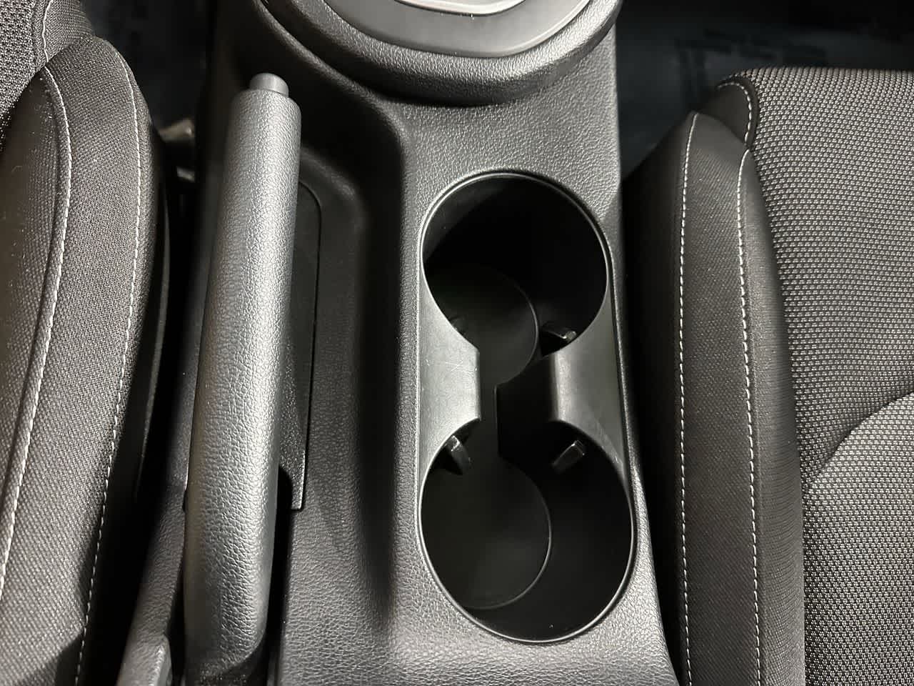 Thumbnail: 2024 Kia Forte - 24