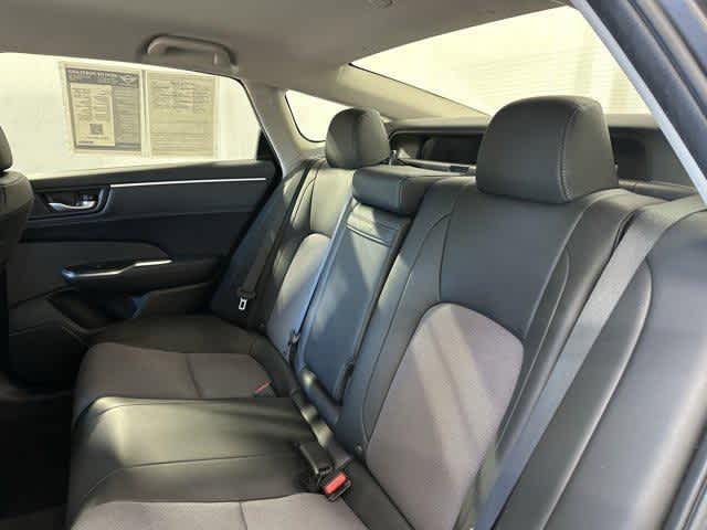 Thumbnail: 2018 Honda Clarity - 12