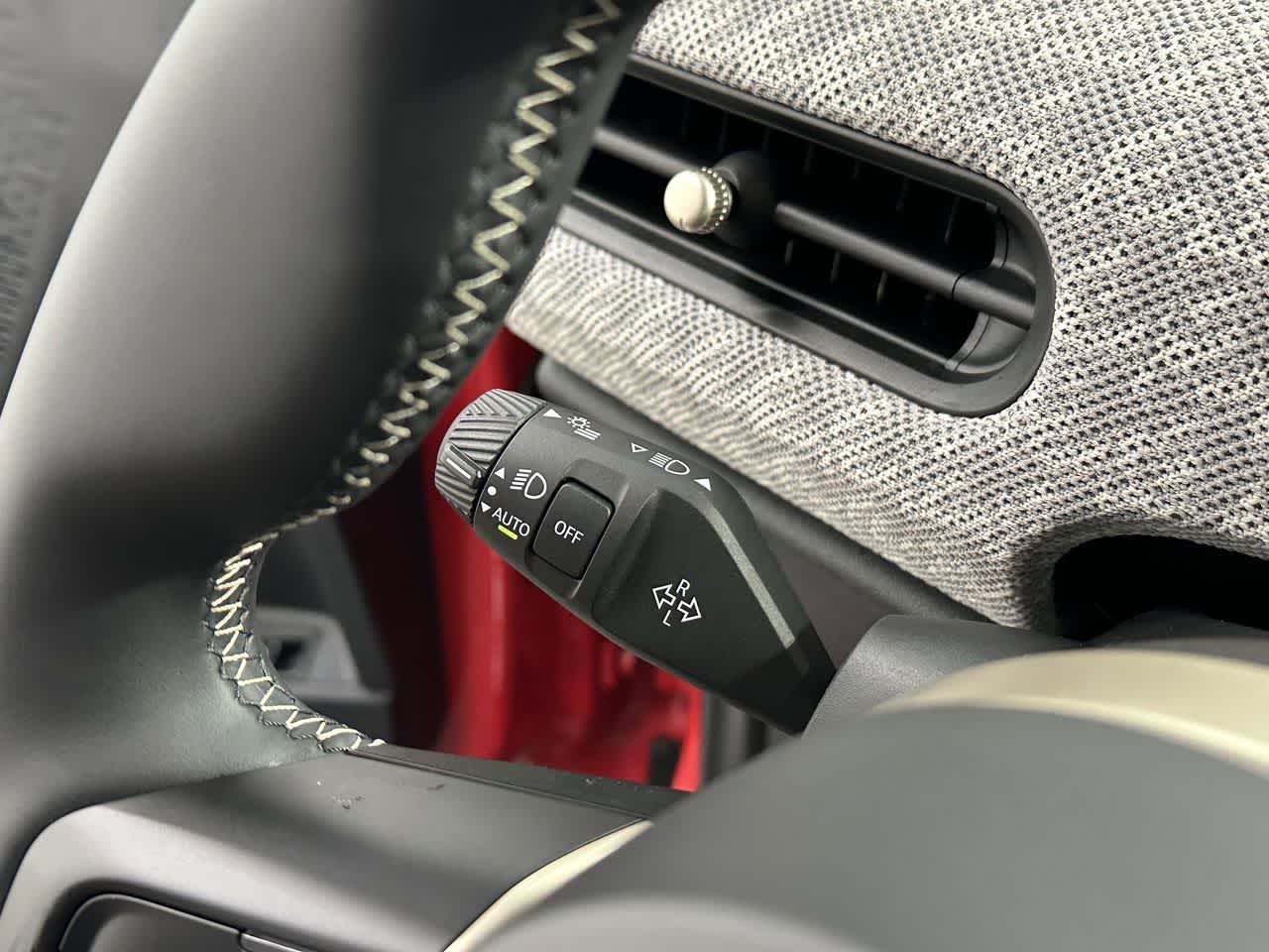 Thumbnail: 2025 MINI Cooper Hardtop - 14