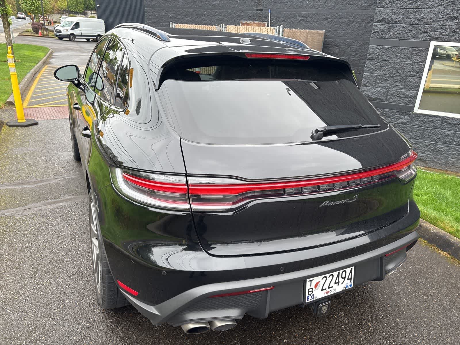 Thumbnail: 2022 Porsche Macan - 9