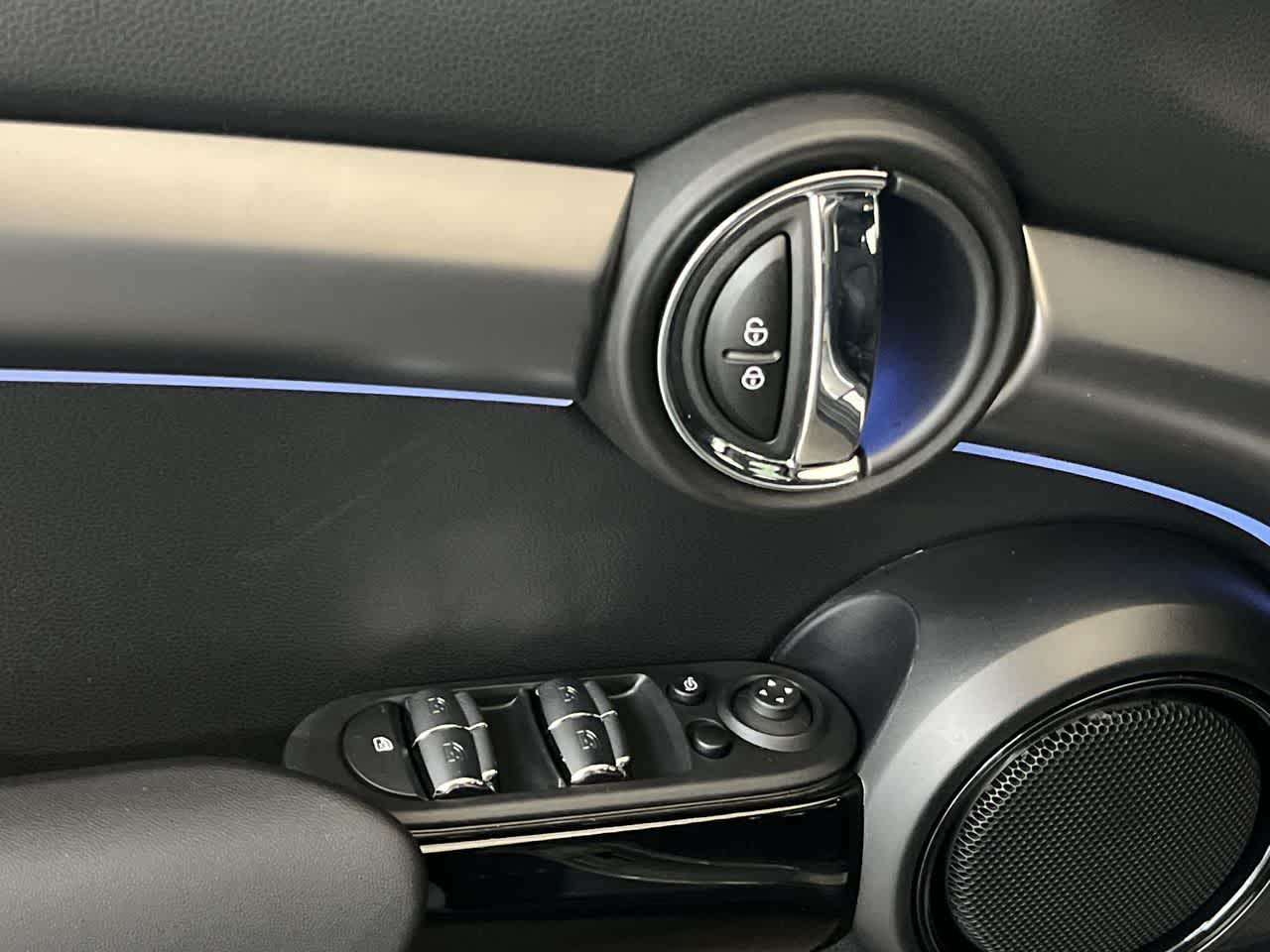 Thumbnail: 2024 MINI Cooper Hardtop - 16