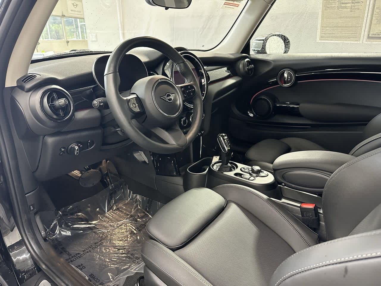 Thumbnail: 2024 MINI Cooper Hardtop - 10