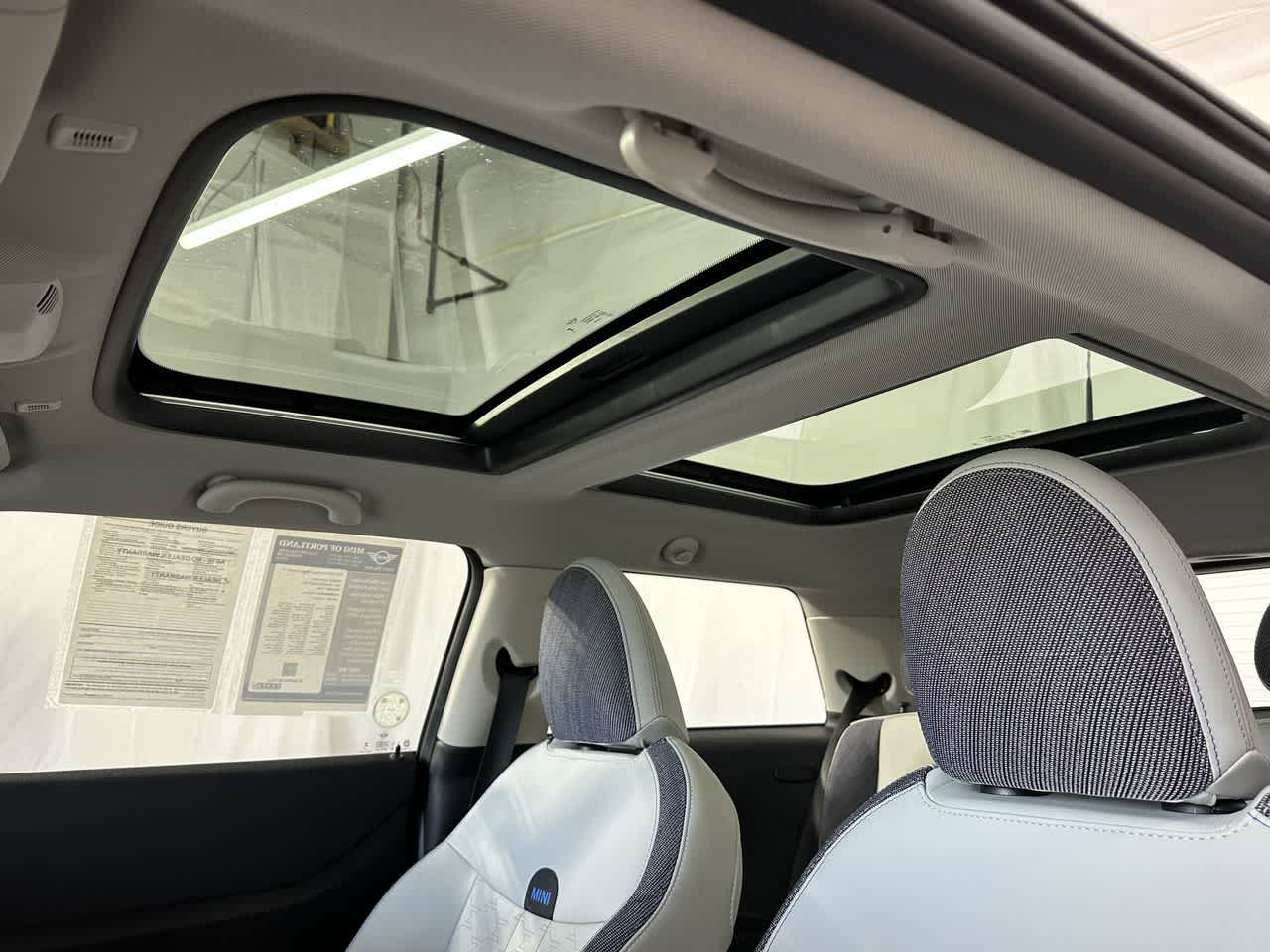 Thumbnail: 2025 MINI Cooper Hardtop - 13