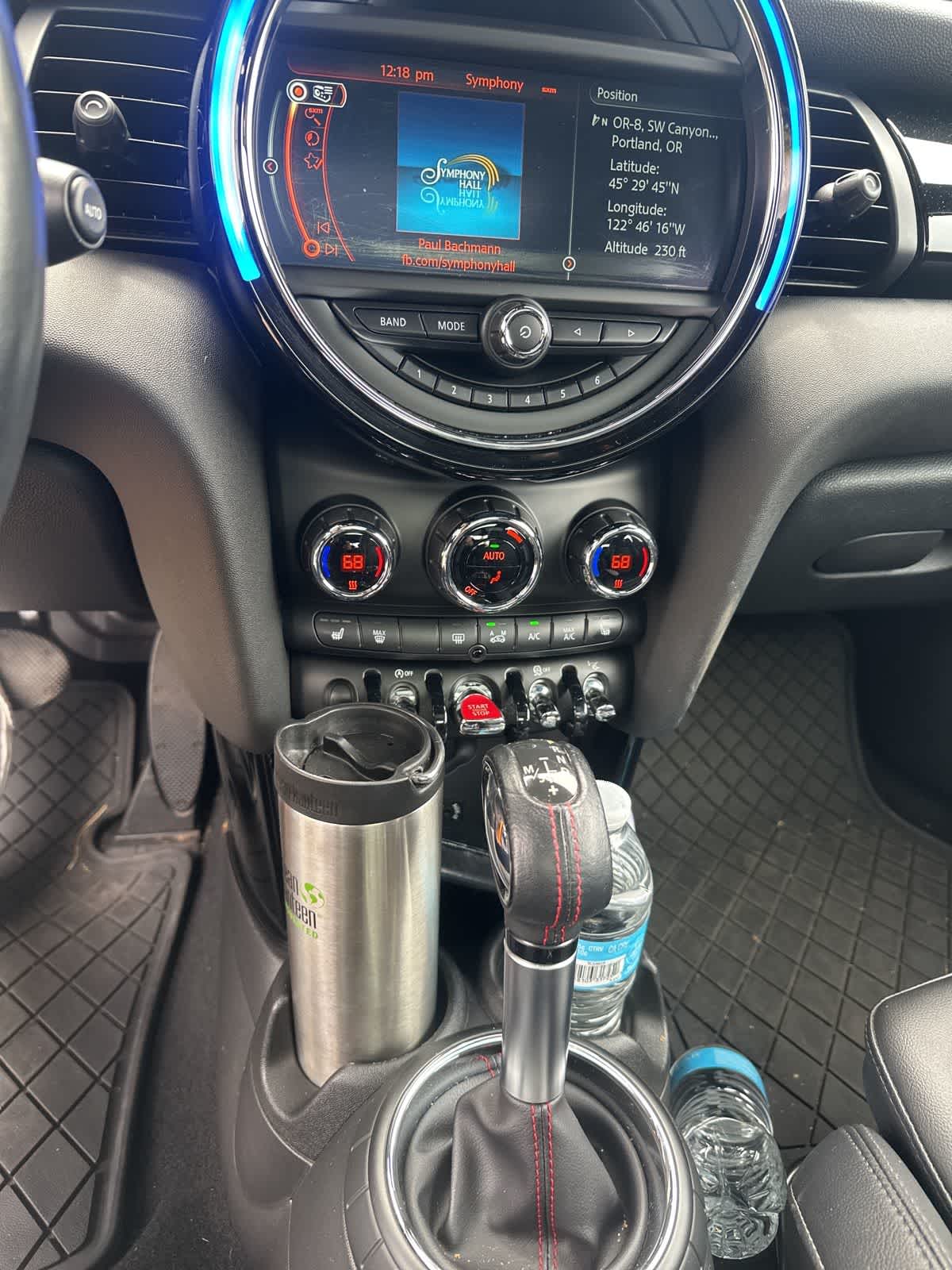 Thumbnail: 2016 MINI Cooper Hardtop - 4