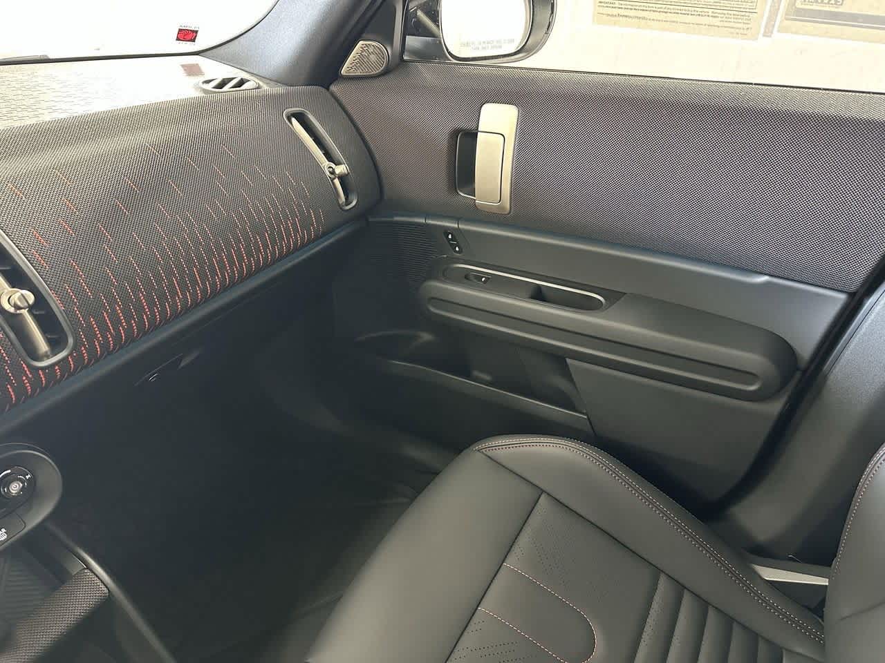 Thumbnail: 2025 MINI Cooper Countryman - 25