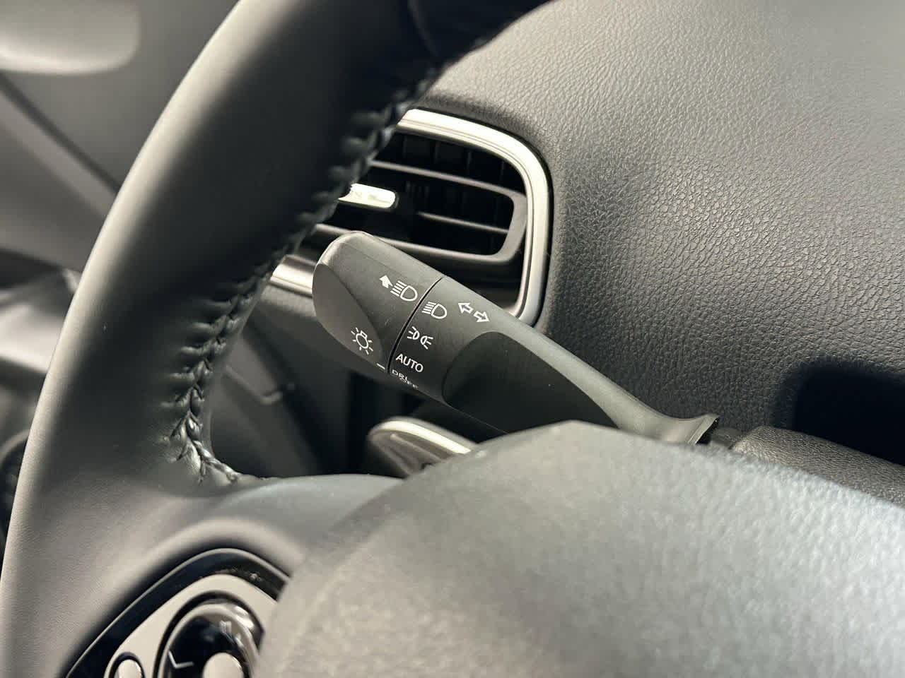 Thumbnail: 2022 Toyota Prius Prime - 16