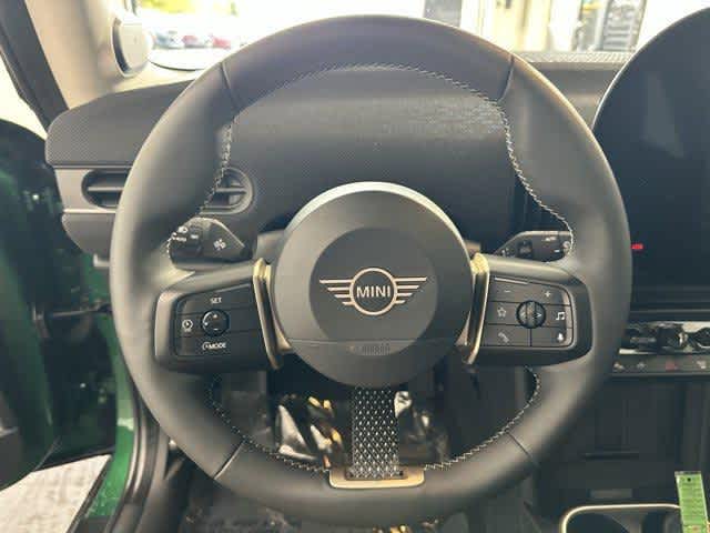 Thumbnail: 2025 MINI Cooper Hardtop - 14