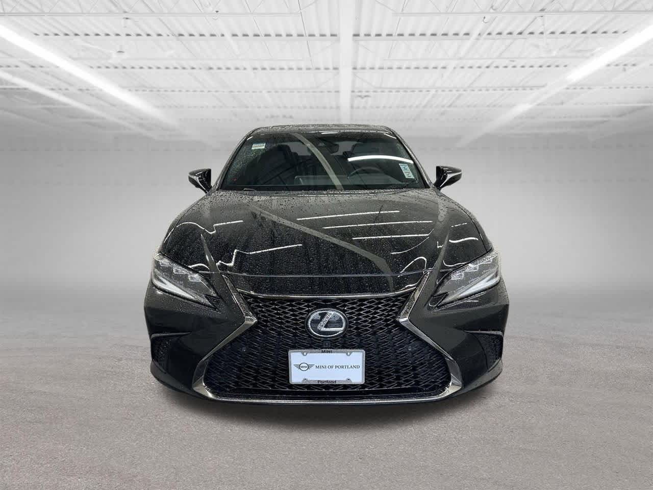 Thumbnail: 2023 Lexus ES - 7