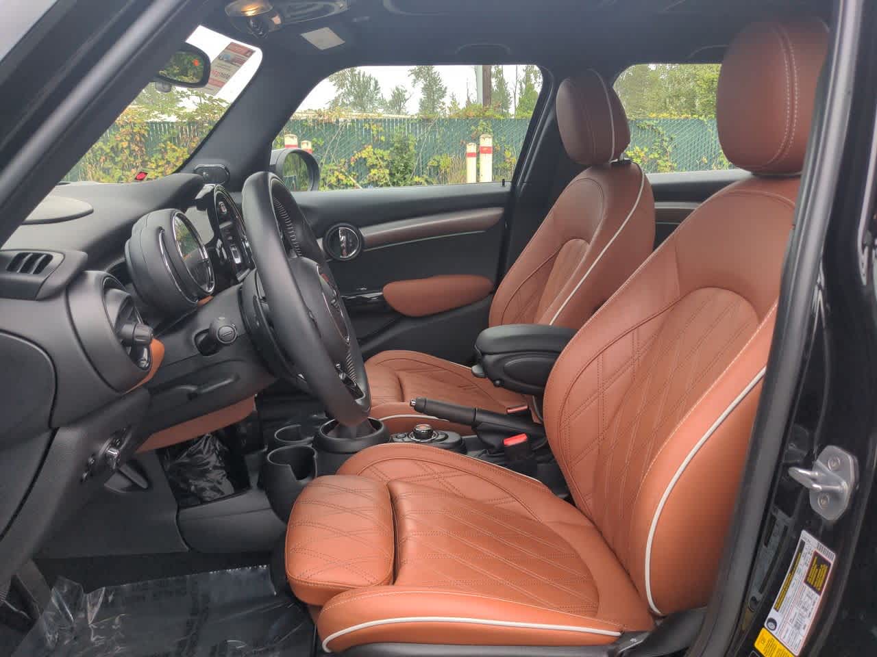 Thumbnail: 2020 MINI Cooper Hardtop - 15