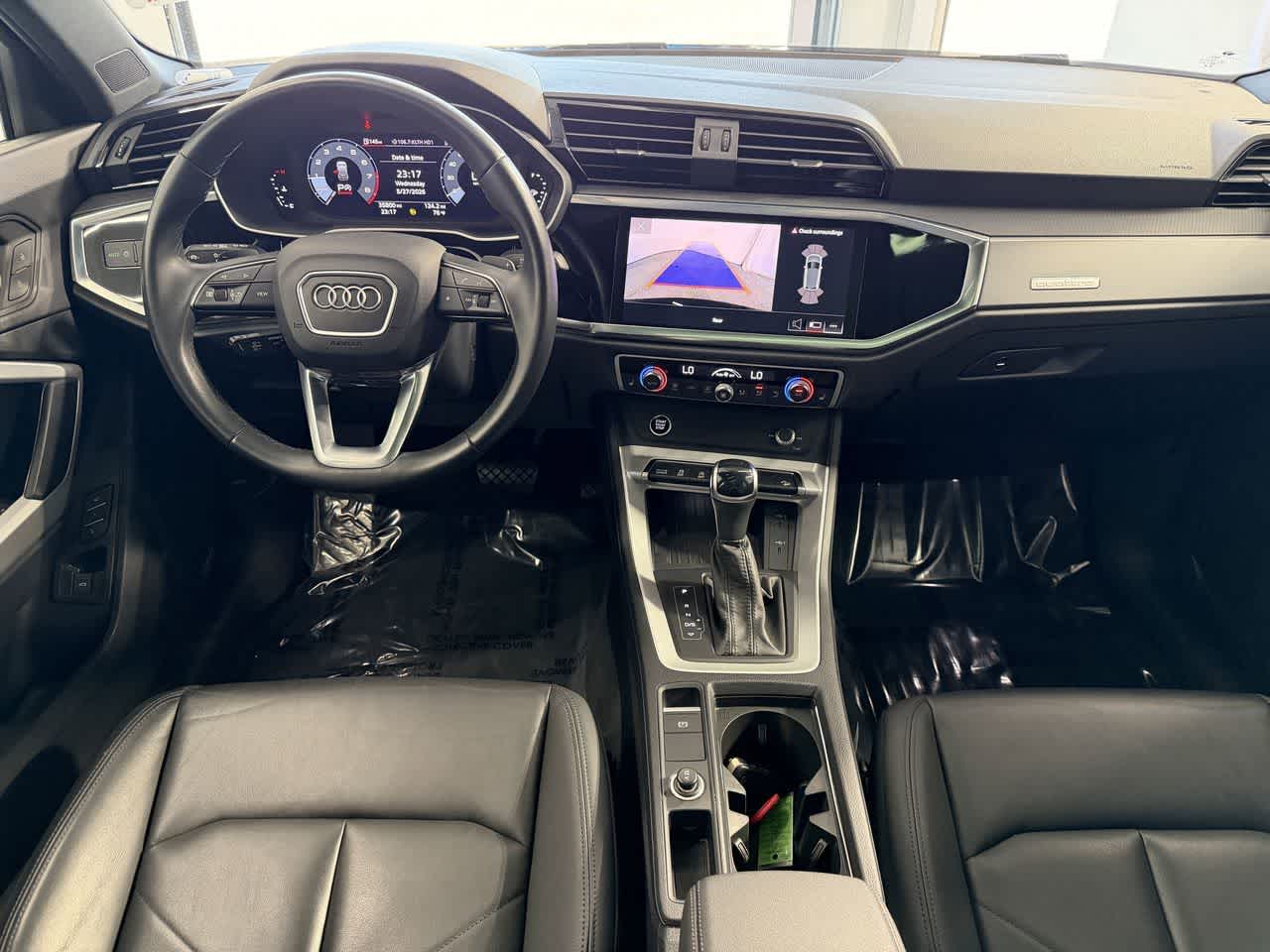 Thumbnail: 2024 Audi Q3 - 11