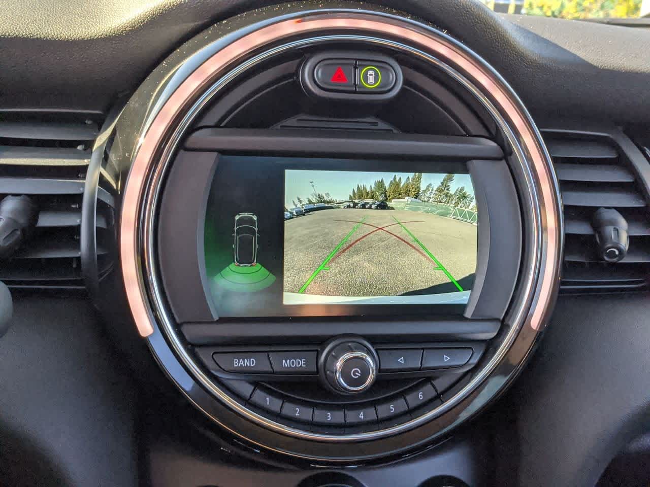 Thumbnail: 2019 MINI Cooper Hardtop - 28