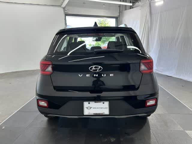 2020 Hyundai Venue SEL 4