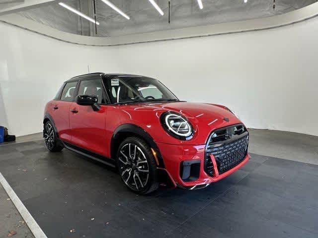 Thumbnail: 2025 MINI Cooper Hardtop - 7