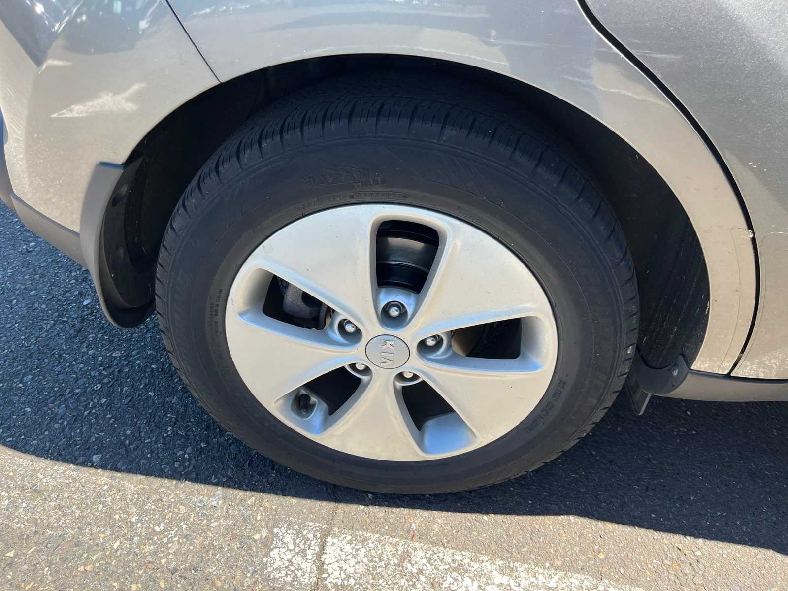 Thumbnail: 2016 Kia Soul - 3