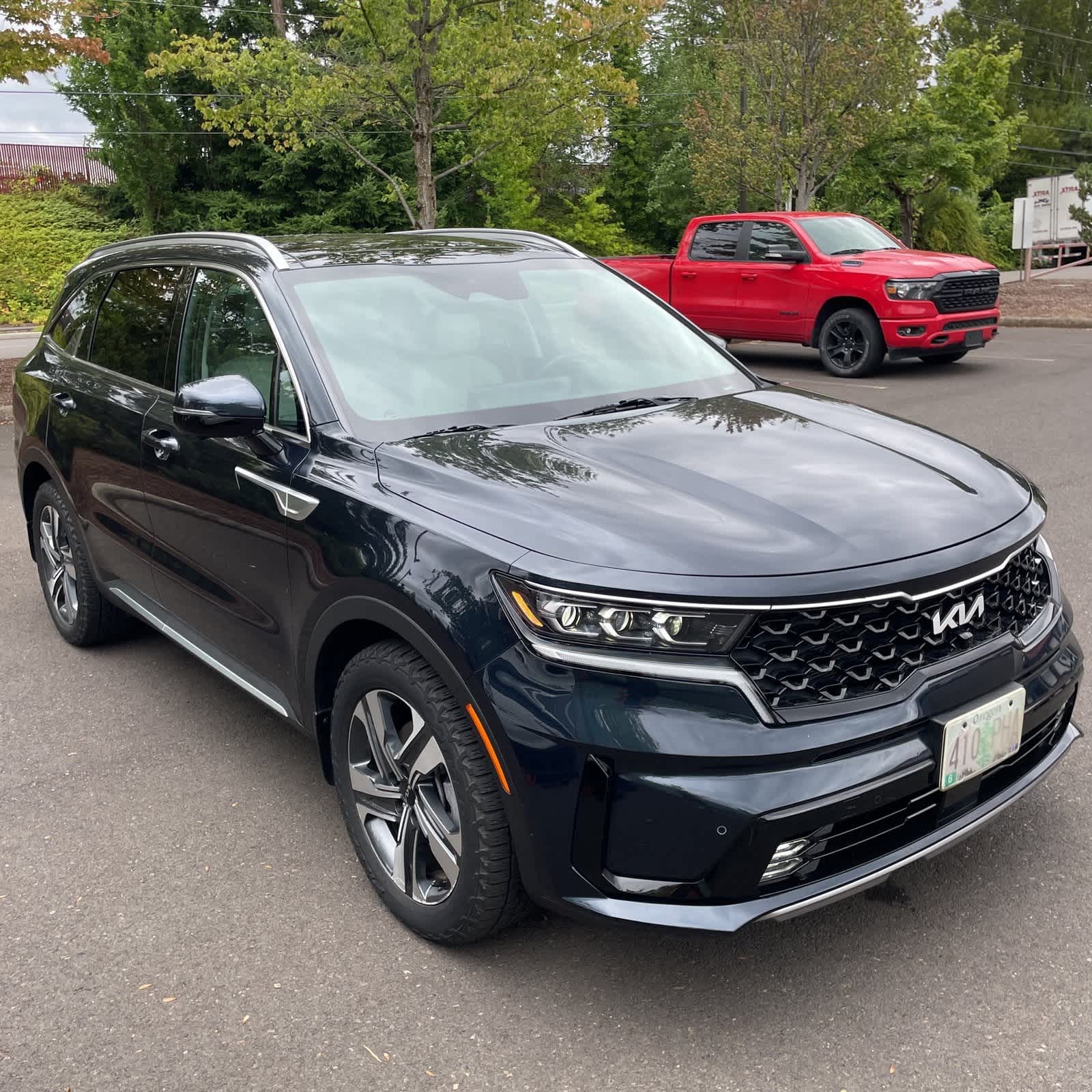 Thumbnail: 2023 Kia Sorento - 3