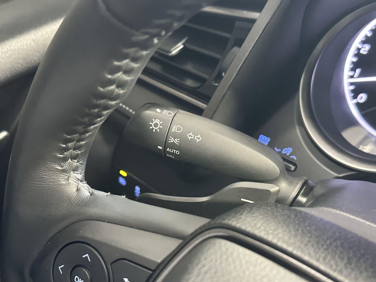 Thumbnail: 2023 Toyota Camry - 15