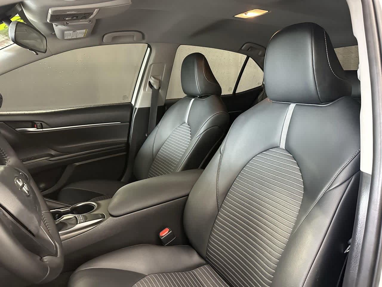 Thumbnail: 2023 Toyota Camry - 9