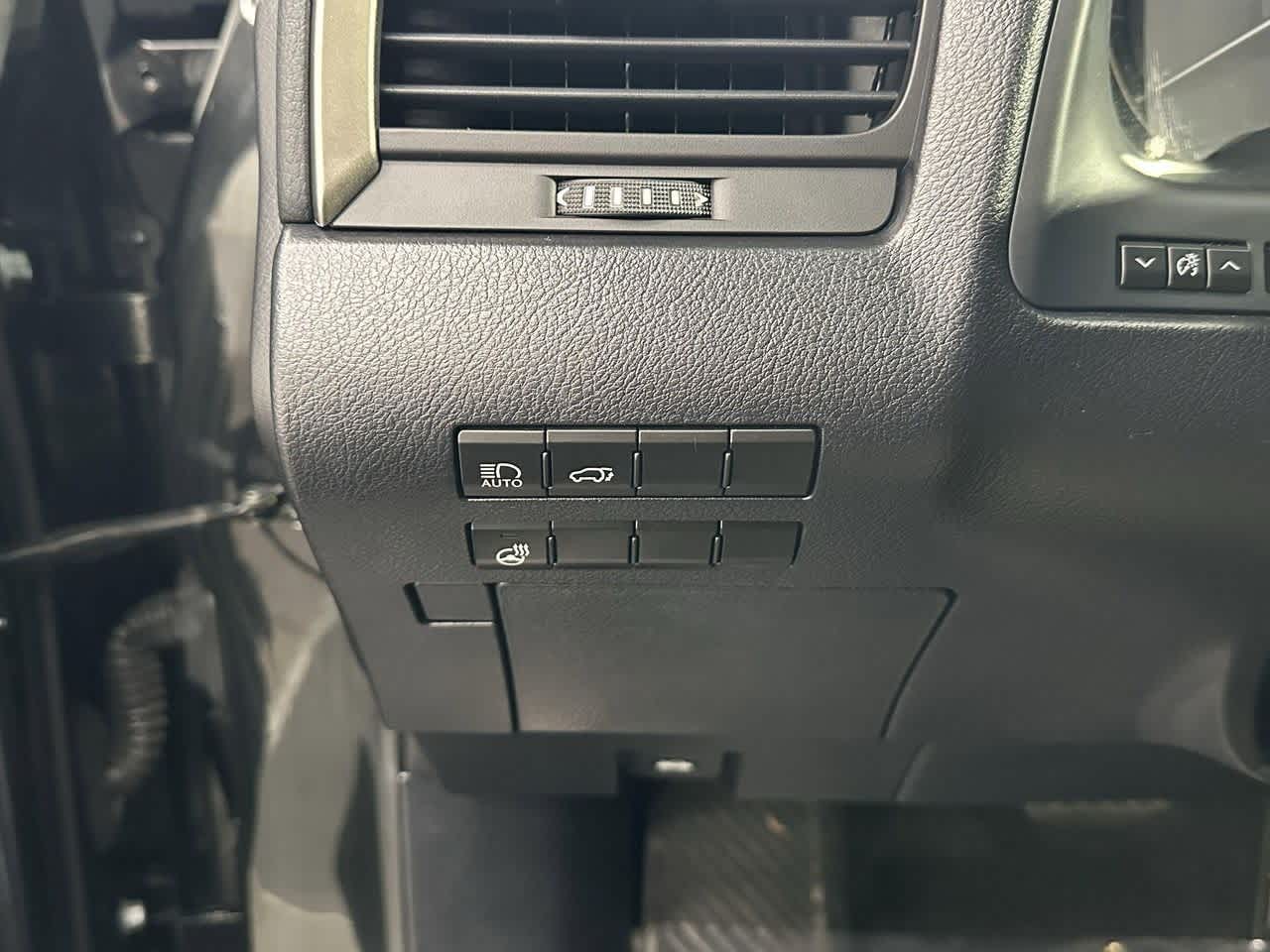 Thumbnail: 2022 Lexus RX - 14