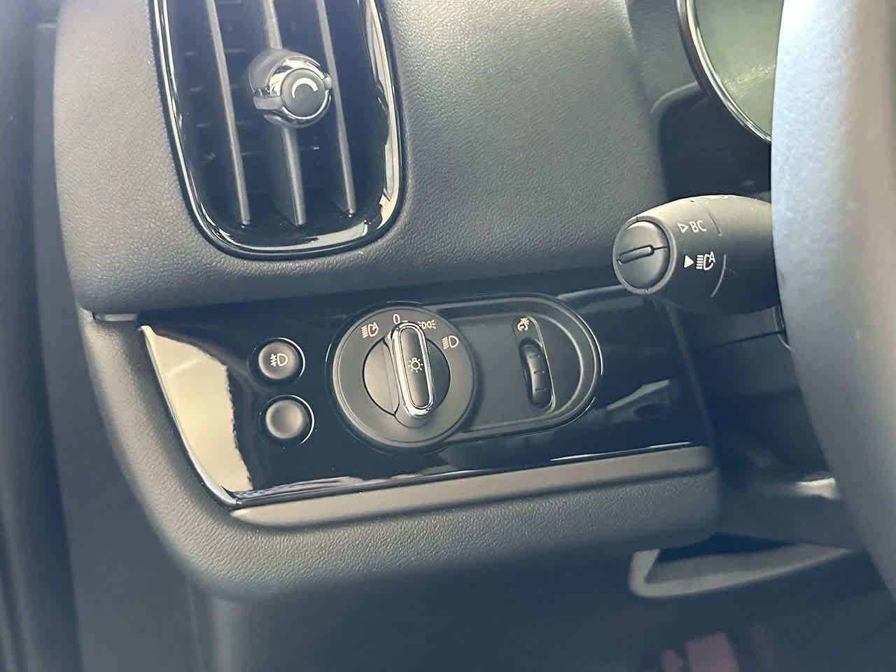 Thumbnail: 2021 MINI Cooper Countryman - 17