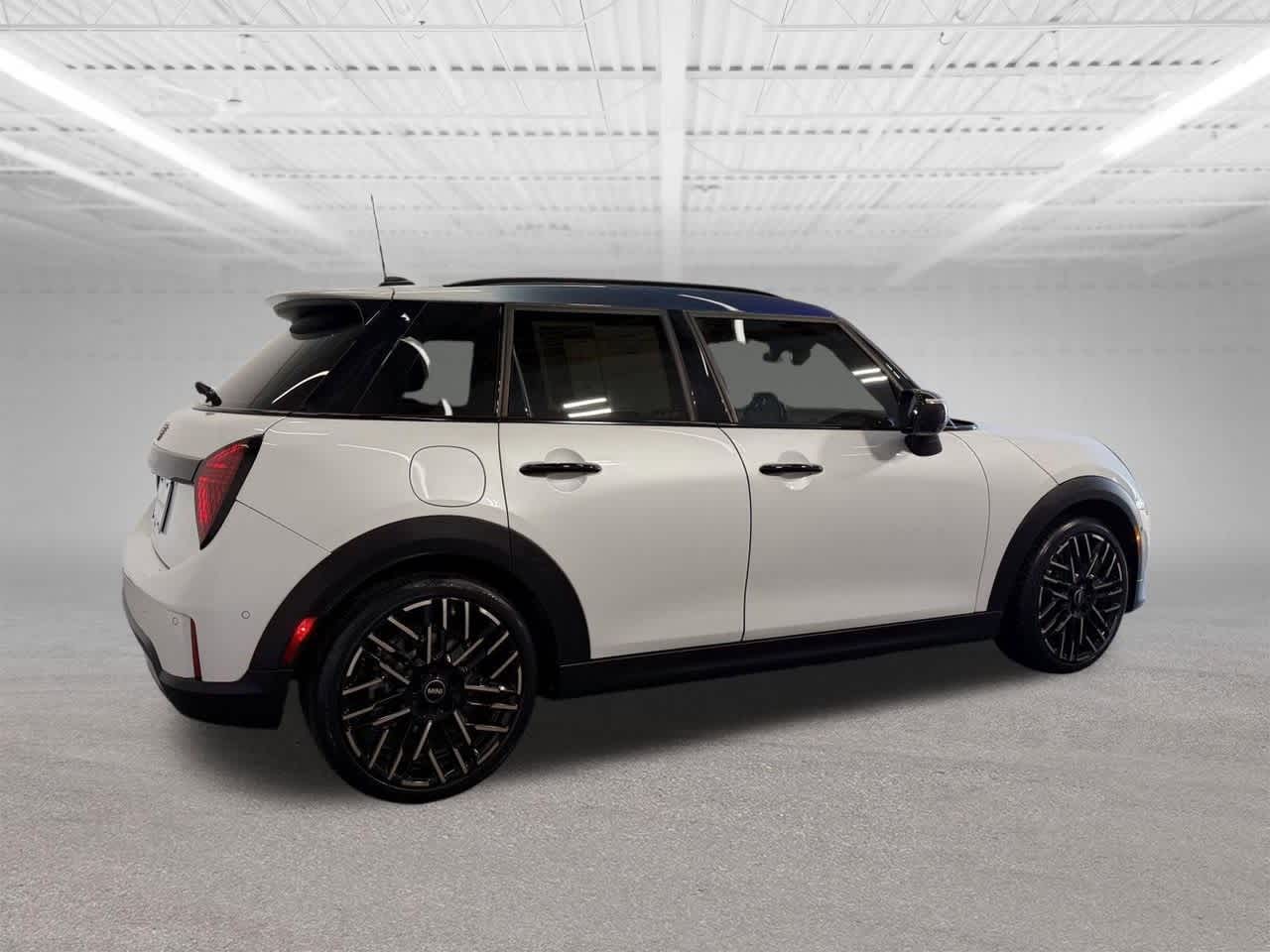 Thumbnail: 2025 MINI Cooper Hardtop - 6