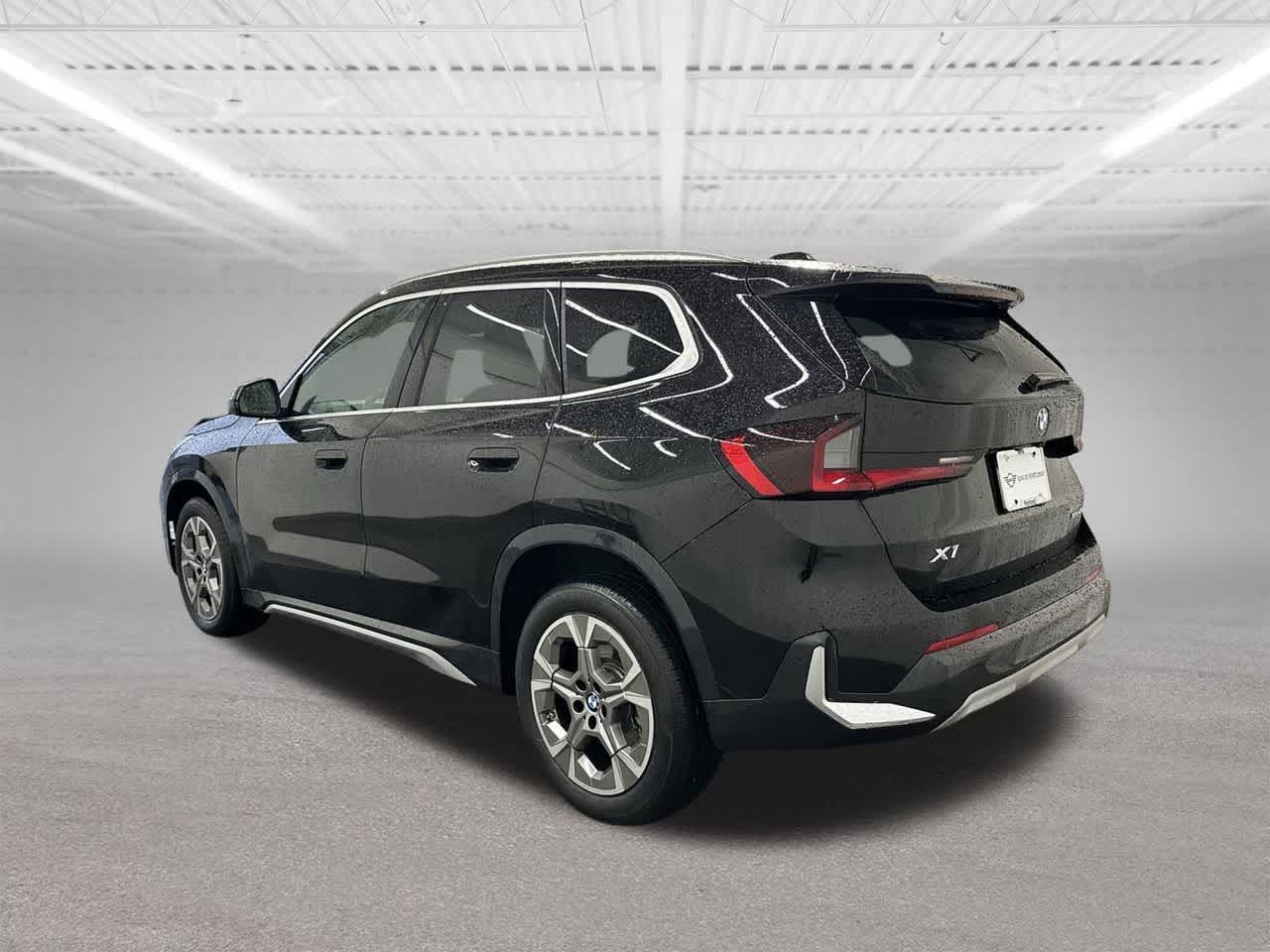 Thumbnail: 2025 BMW X1 - 3