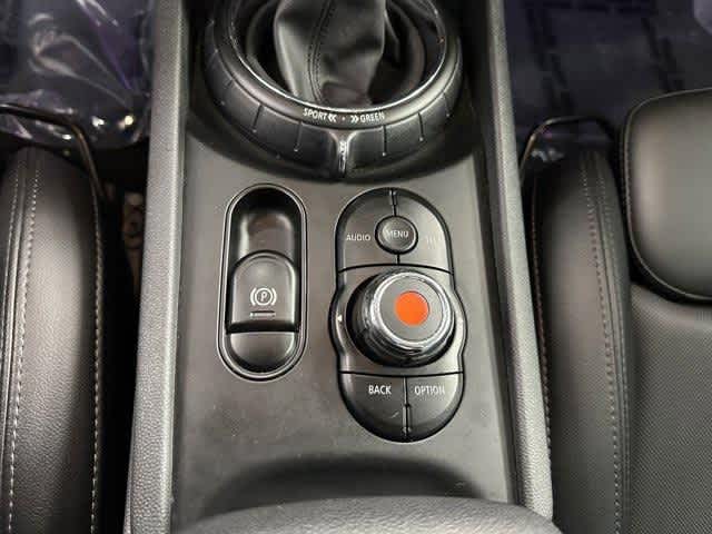 Thumbnail: 2017 MINI Cooper Clubman - 24