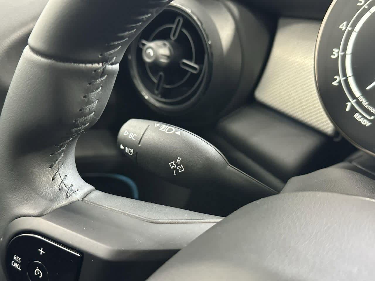 Thumbnail: 2023 MINI Cooper Hardtop - 16