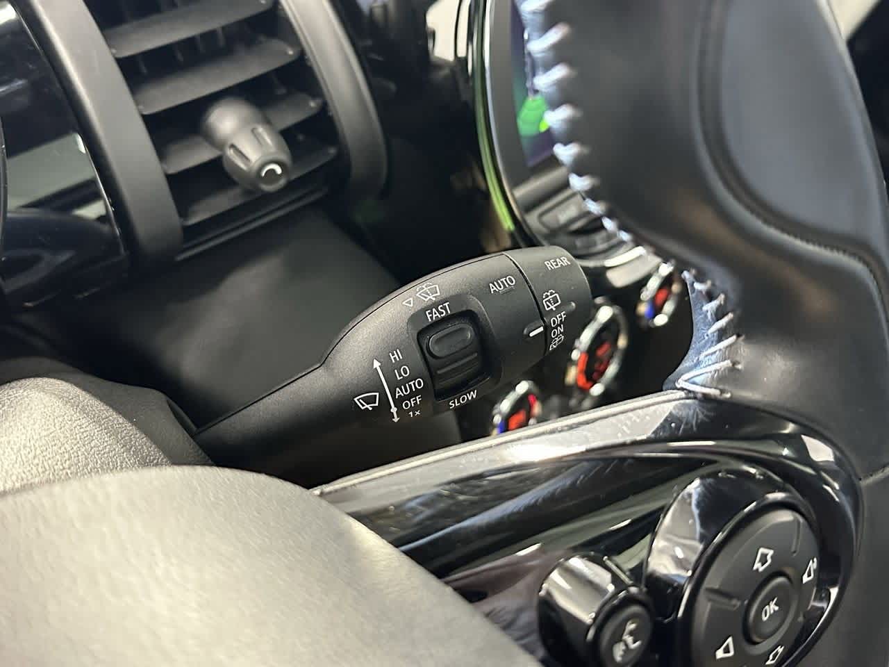 Thumbnail: 2019 MINI Cooper Hardtop - 19