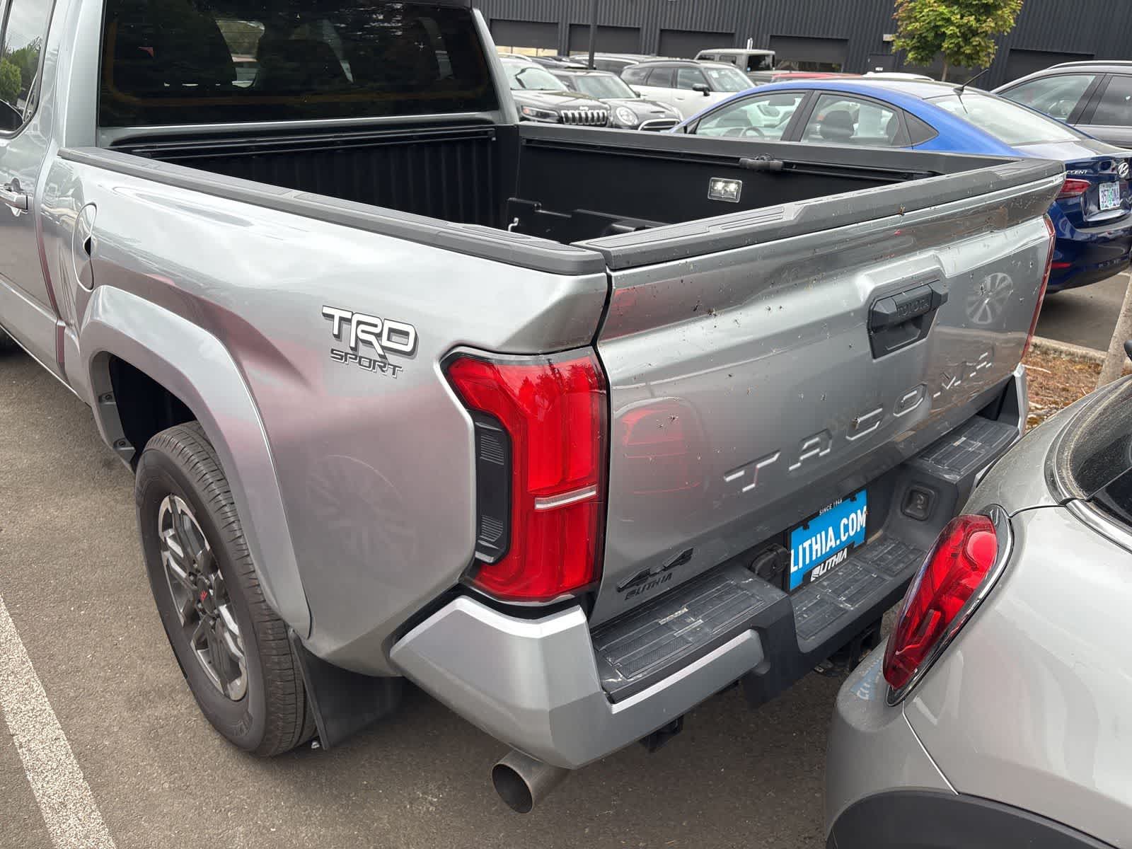 Thumbnail: 2024 Toyota Tacoma - 9