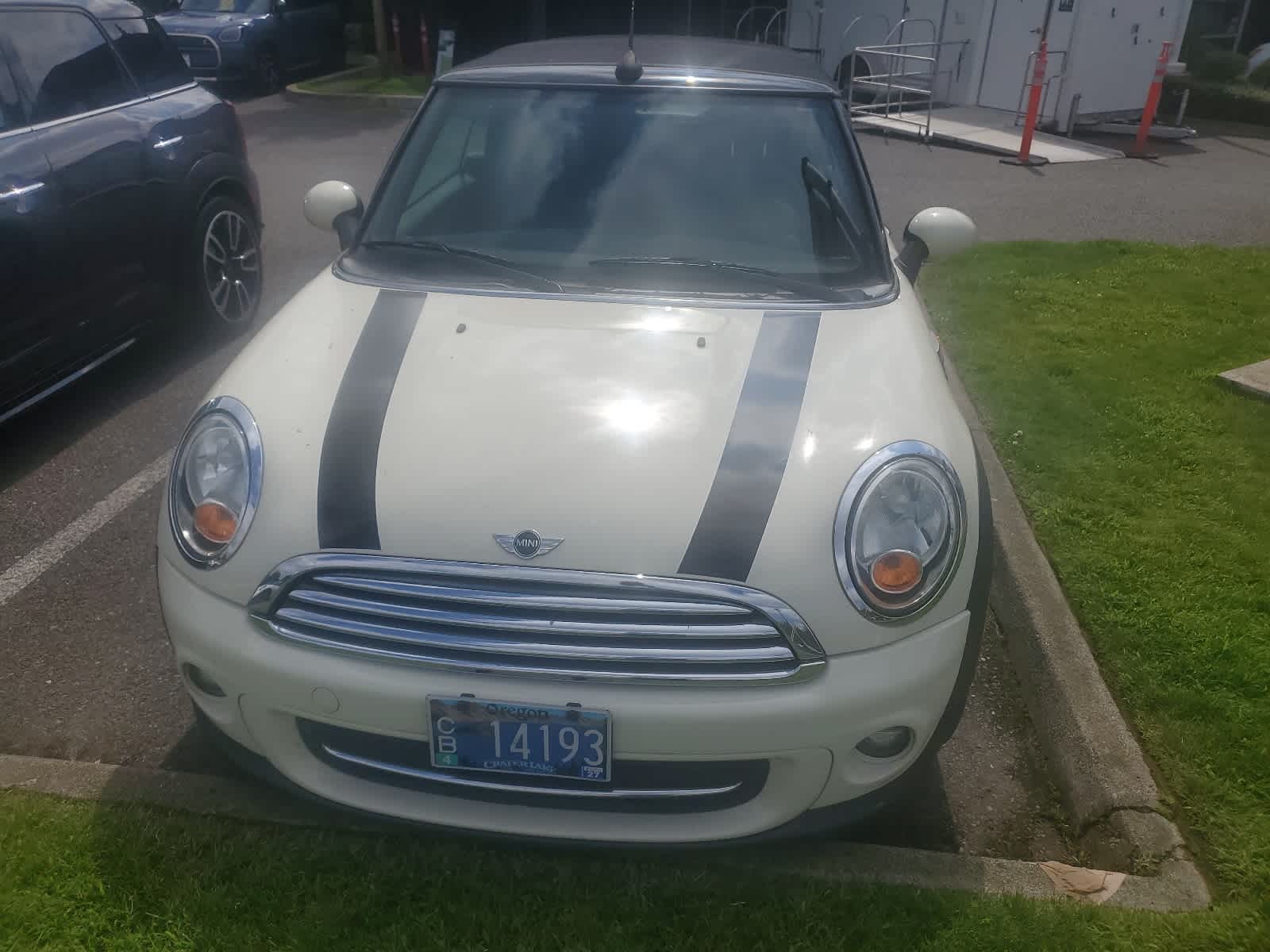 Thumbnail: 2011 MINI Cooper - 2