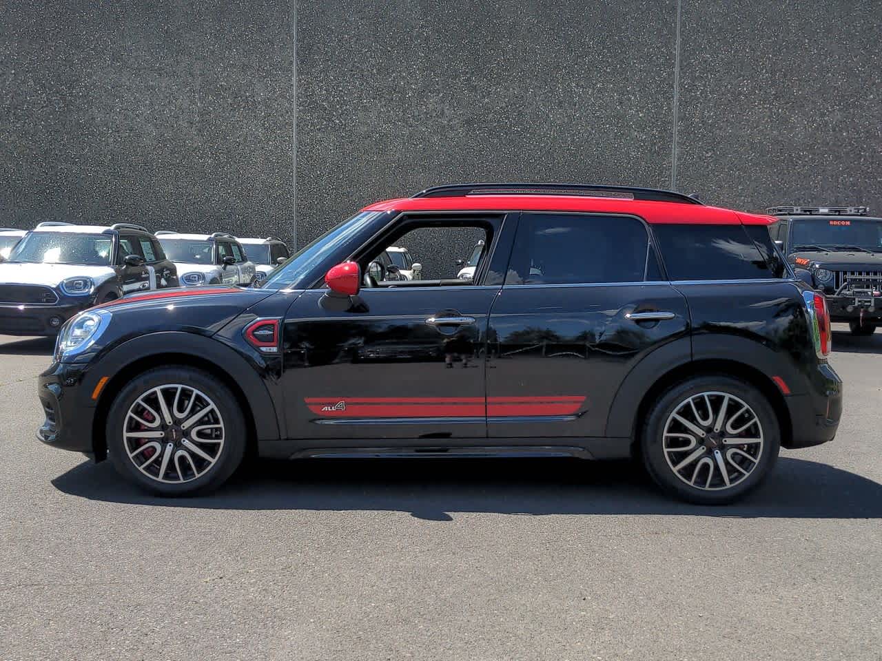 Thumbnail: 2019 MINI Cooper Countryman - 3