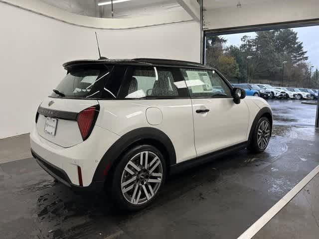 2025 MINI Cooper Hardtop S 6