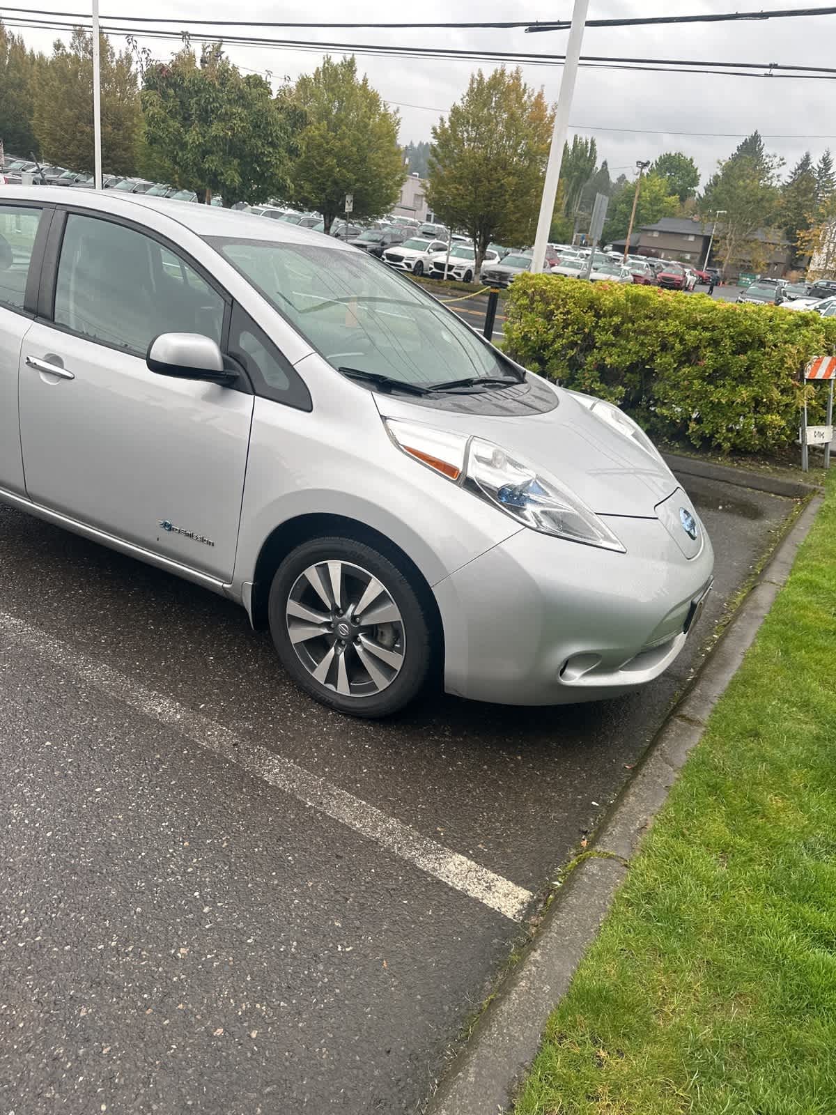 Thumbnail: 2017 Nissan Leaf - 1