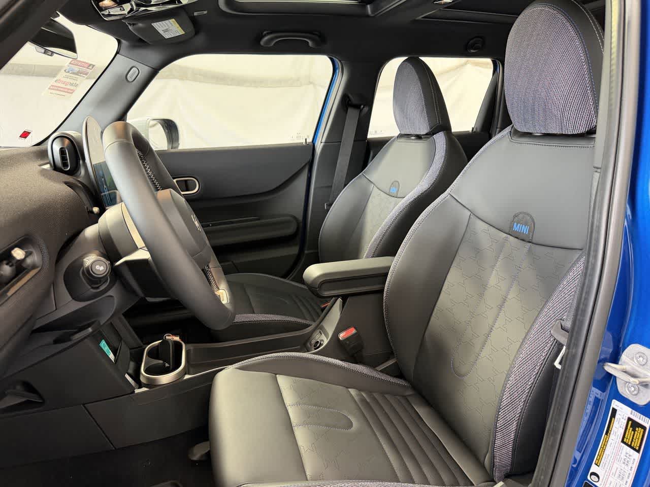 Thumbnail: 2026 MINI Cooper Hardtop - 10