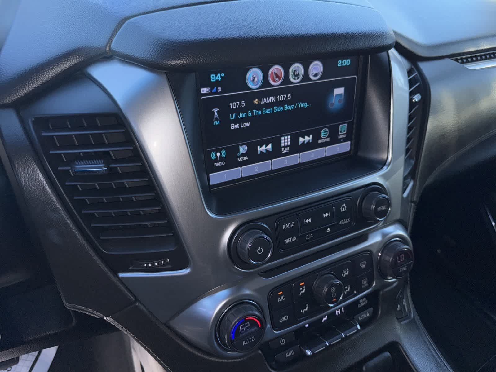 Thumbnail: 2019 Chevrolet Suburban - 3