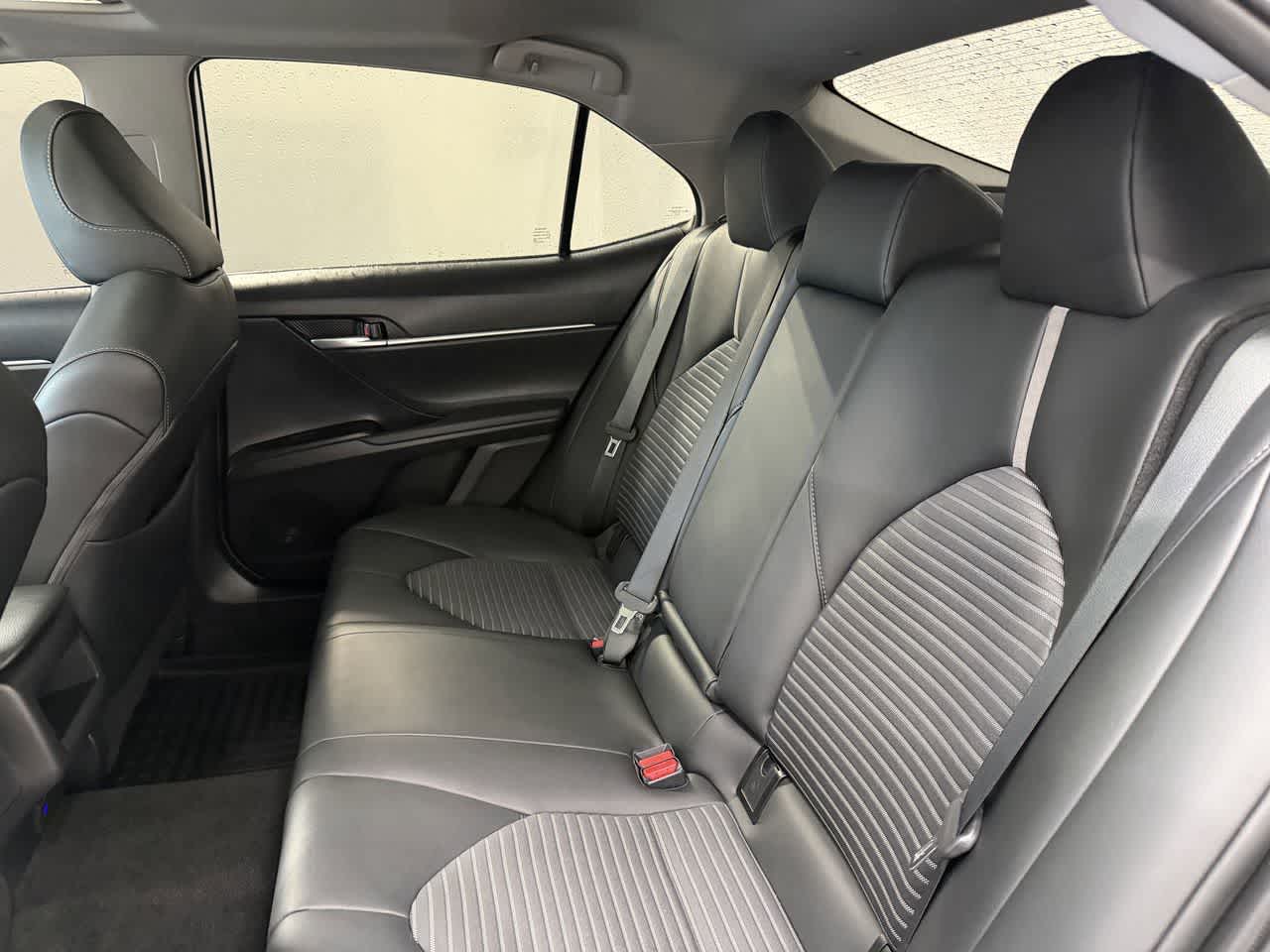 Thumbnail: 2023 Toyota Camry - 10