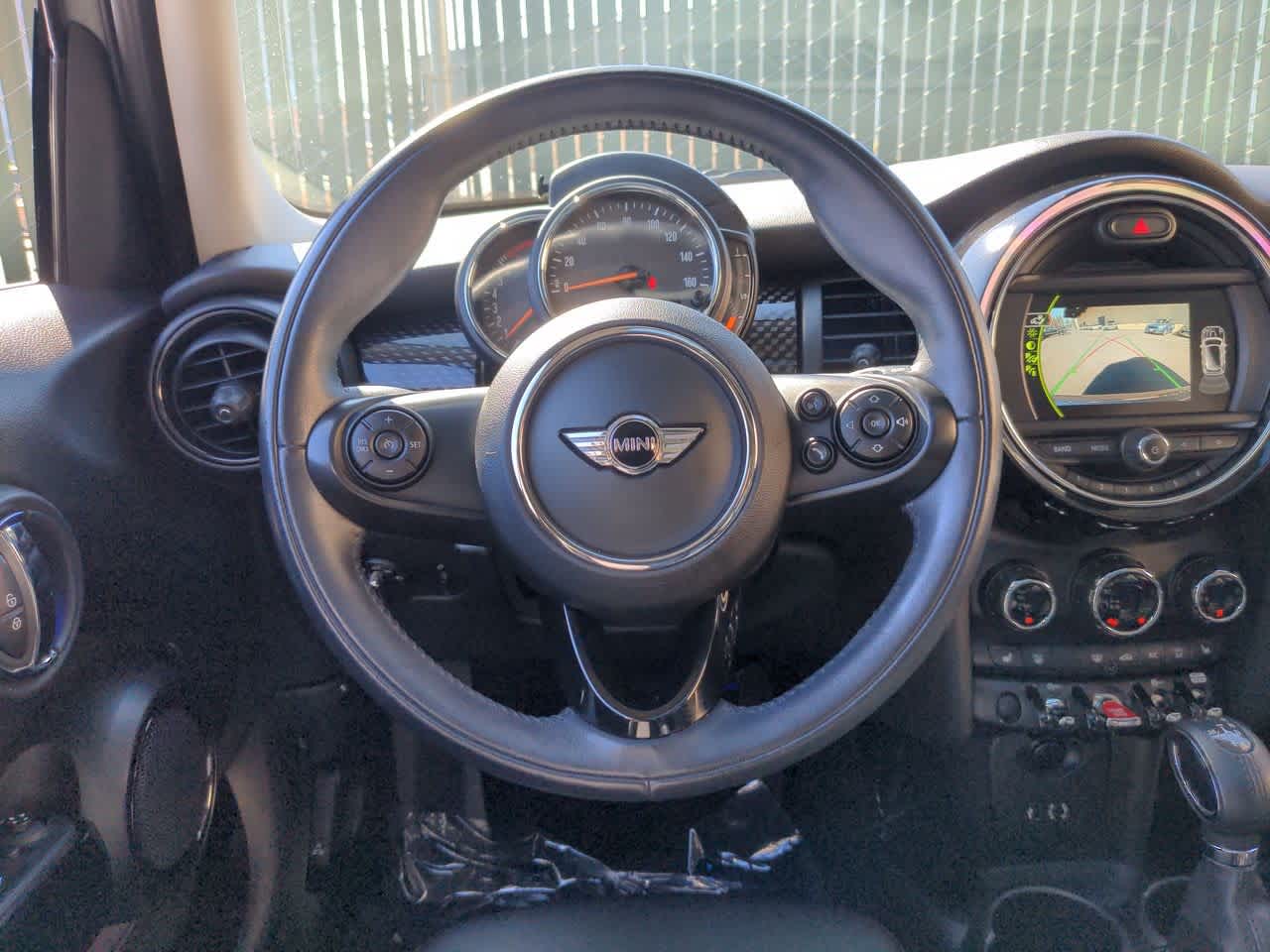 Thumbnail: 2018 MINI Cooper Hardtop - 24