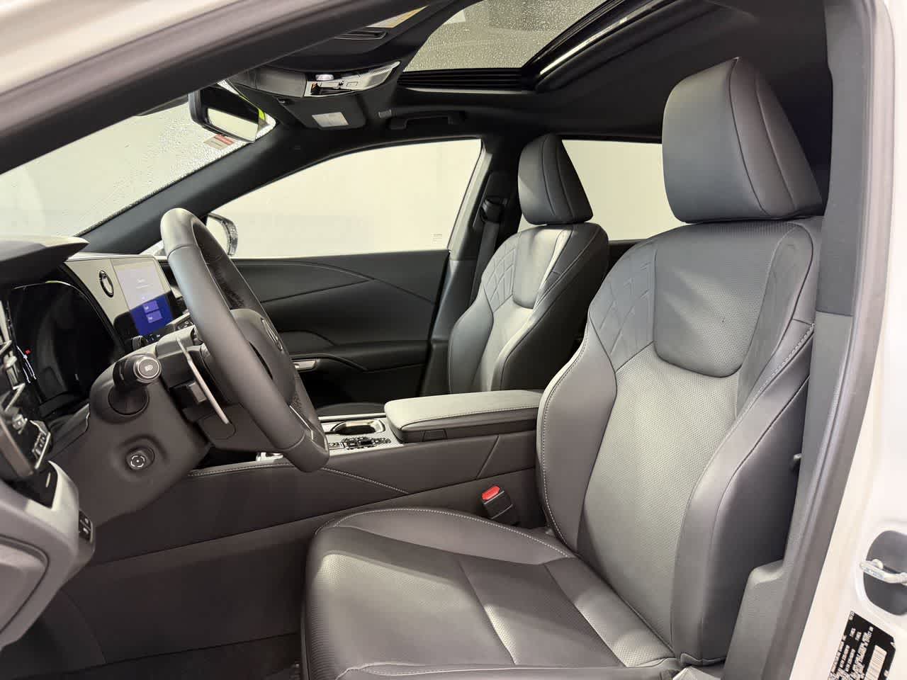 Thumbnail: 2024 Lexus RX - 10