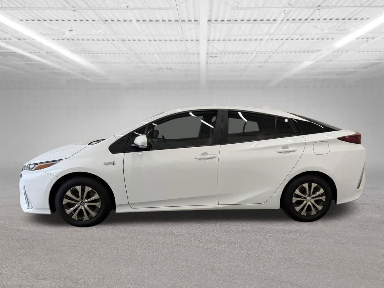 Thumbnail: 2021 Toyota Prius Prime - 2