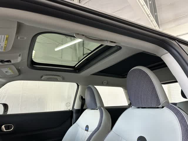 Thumbnail: 2025 MINI Cooper Hardtop - 13