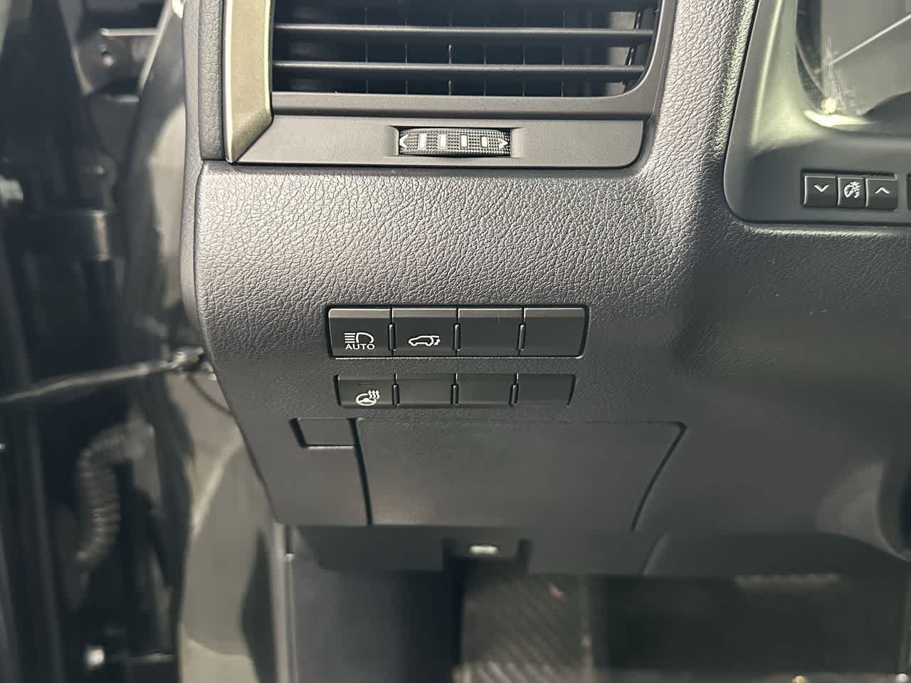 Thumbnail: 2022 Lexus RX - 14