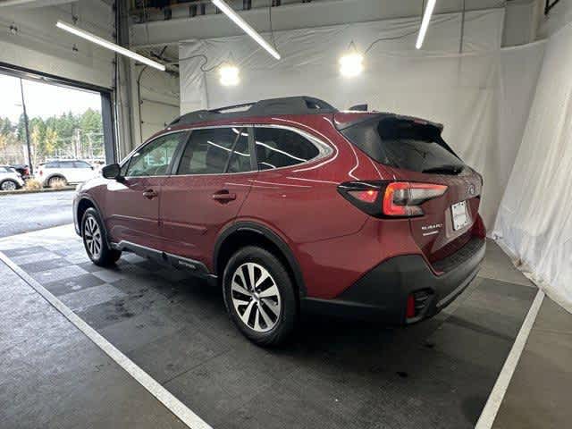 2020 Subaru Outback Premium photo 2