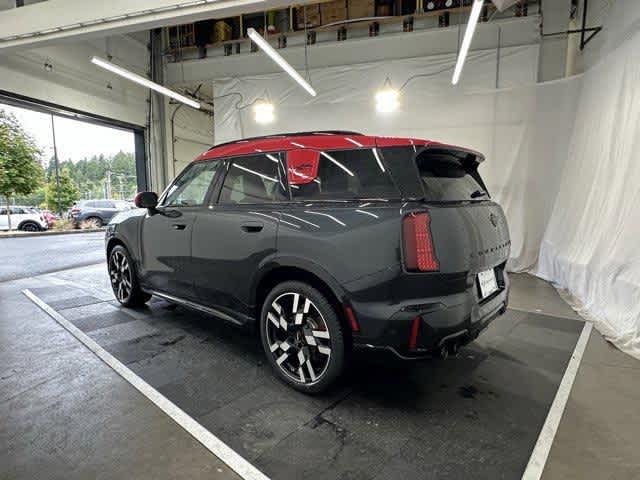 2025 Mini Countryman John Cooper Works Iconic photo 3