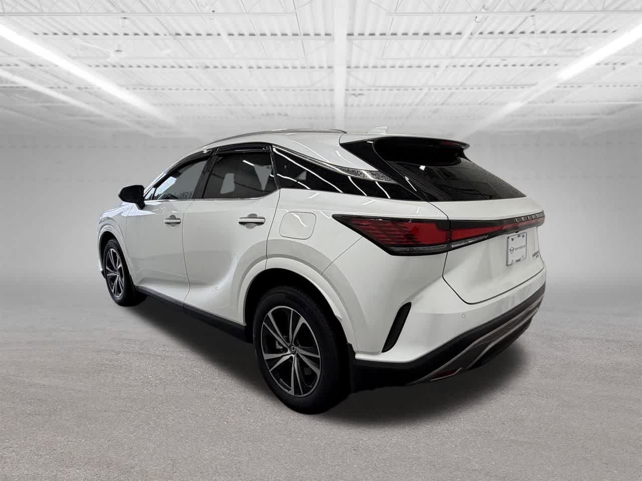 Thumbnail: 2024 Lexus RX - 3