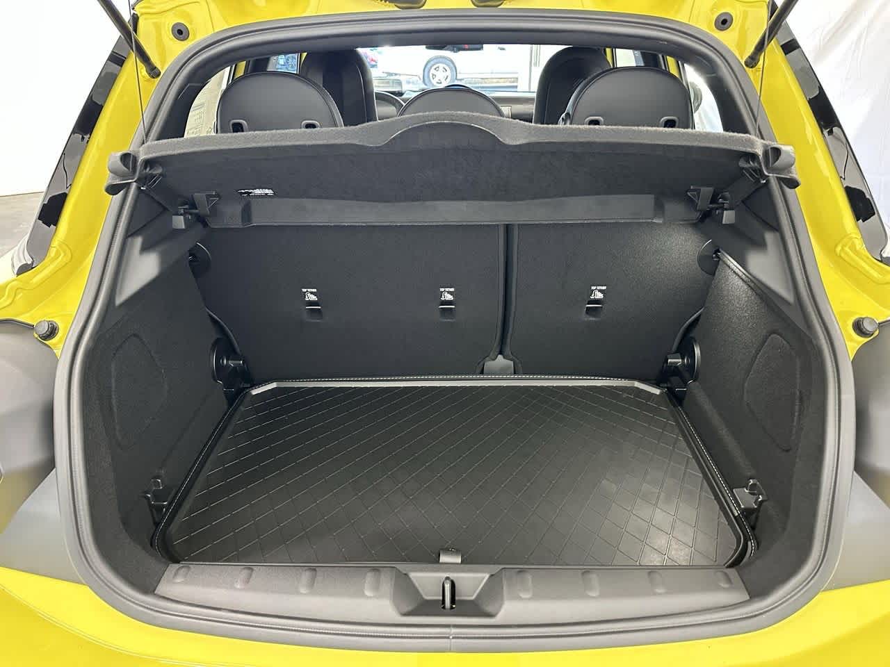 Thumbnail: 2026 MINI Cooper Hardtop - 5