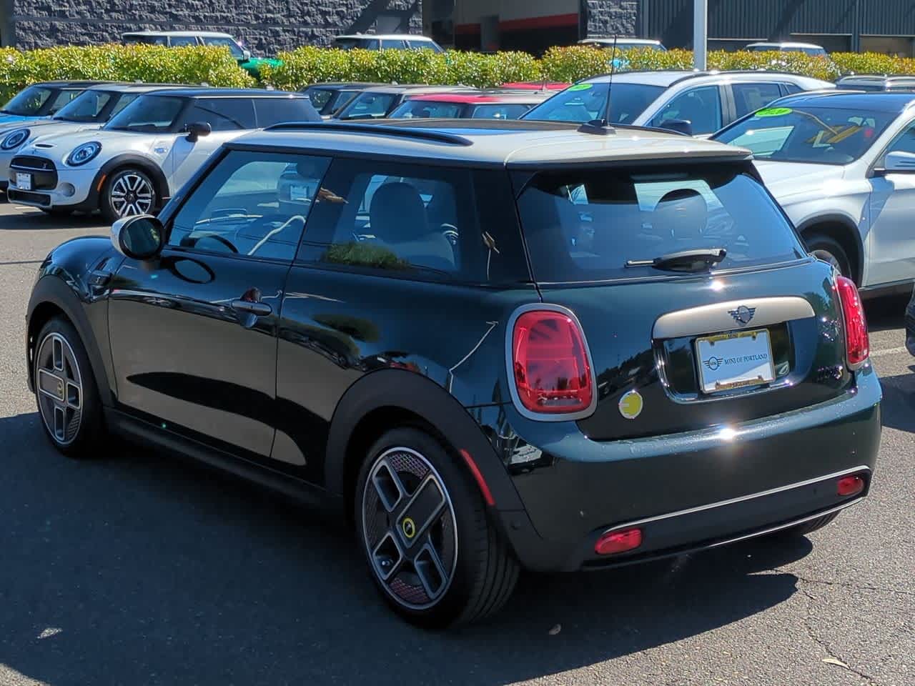 Thumbnail: 2024 MINI Cooper Hardtop - 4