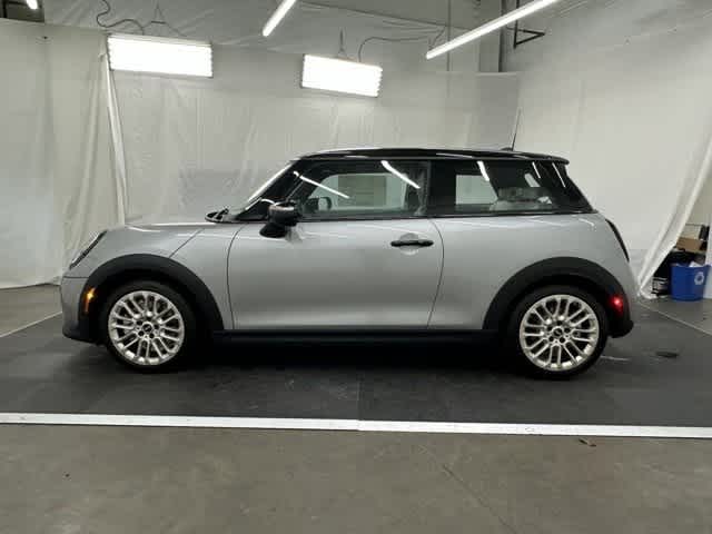 Thumbnail: 2025 MINI Cooper Hardtop - 2