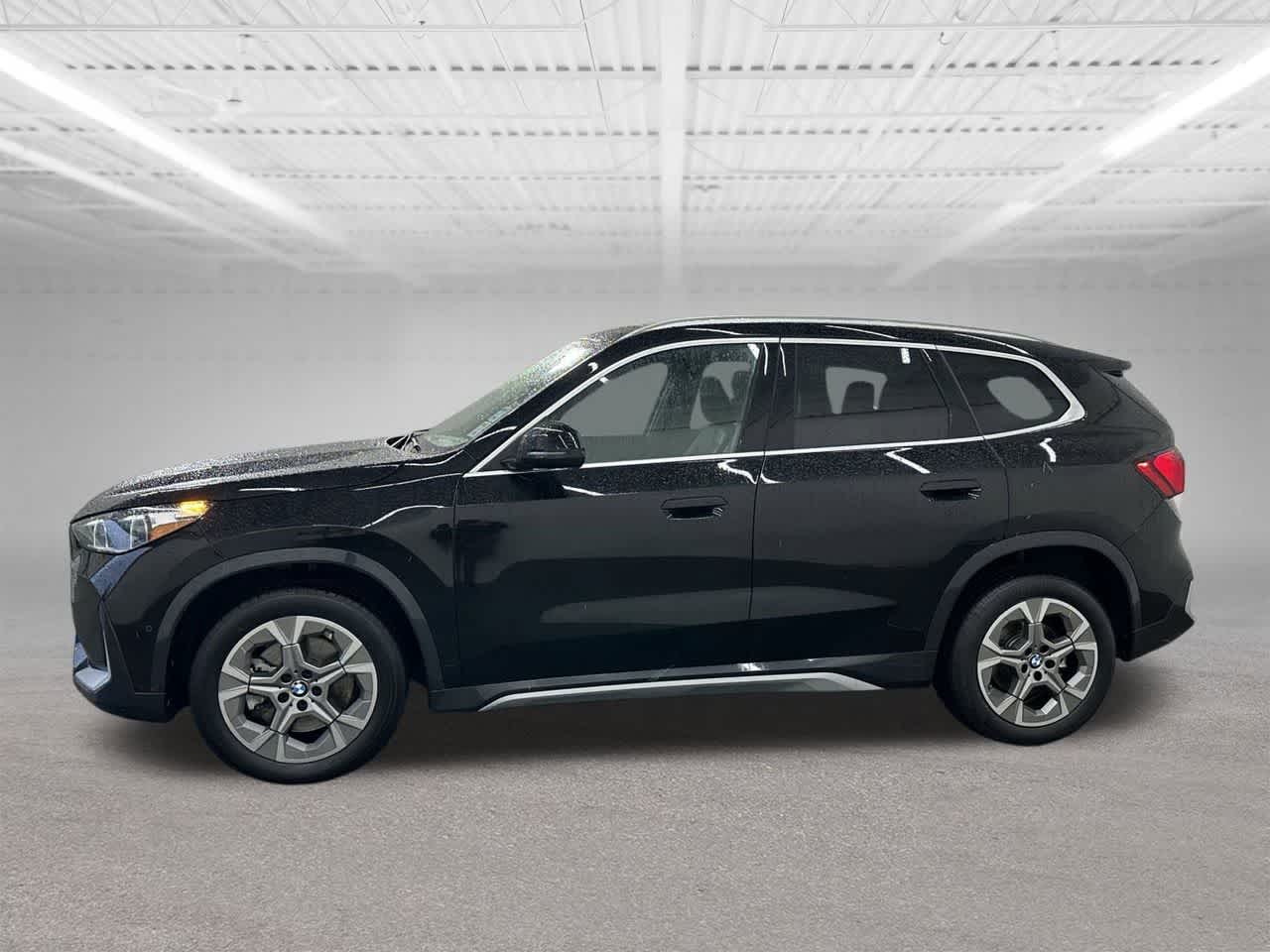 Thumbnail: 2025 BMW X1 - 2